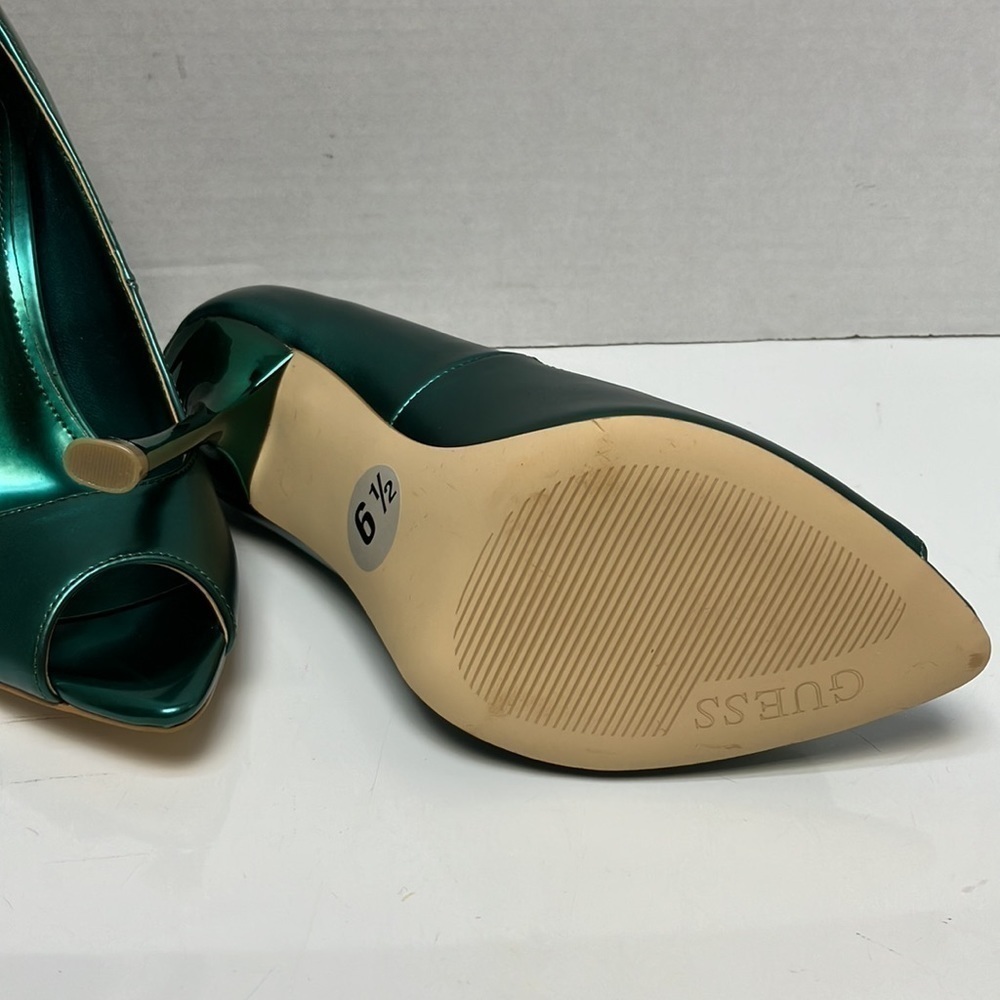 Guess green shoe size 6.5 - Picture 8 of 8